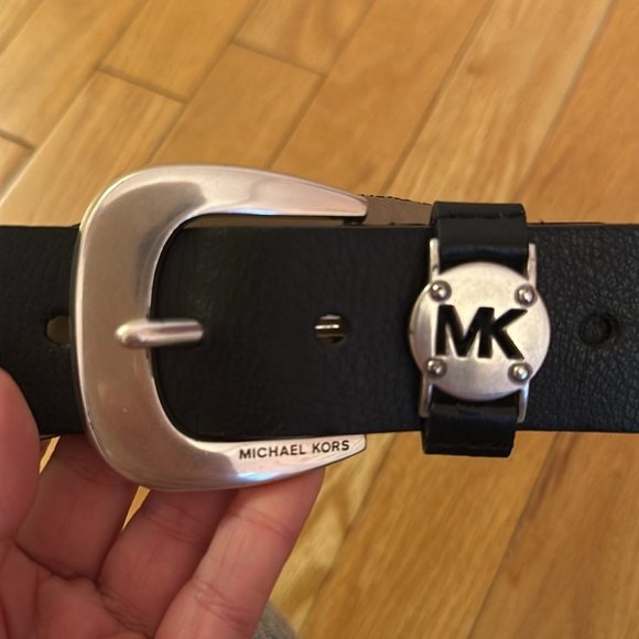 Michael Kors Belt with Silver Buckle Medium - Picture 3 of 4